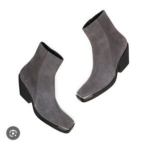 Acne studio gray suede boot with metal toe